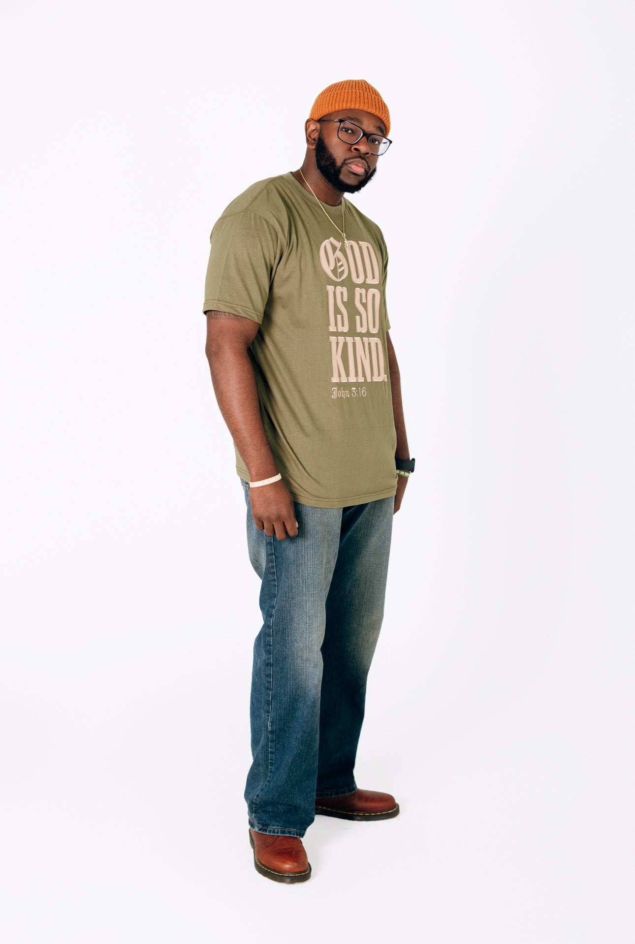 GOD IS SO KIND  I  Green x Cream Stitched Short Sleeve
