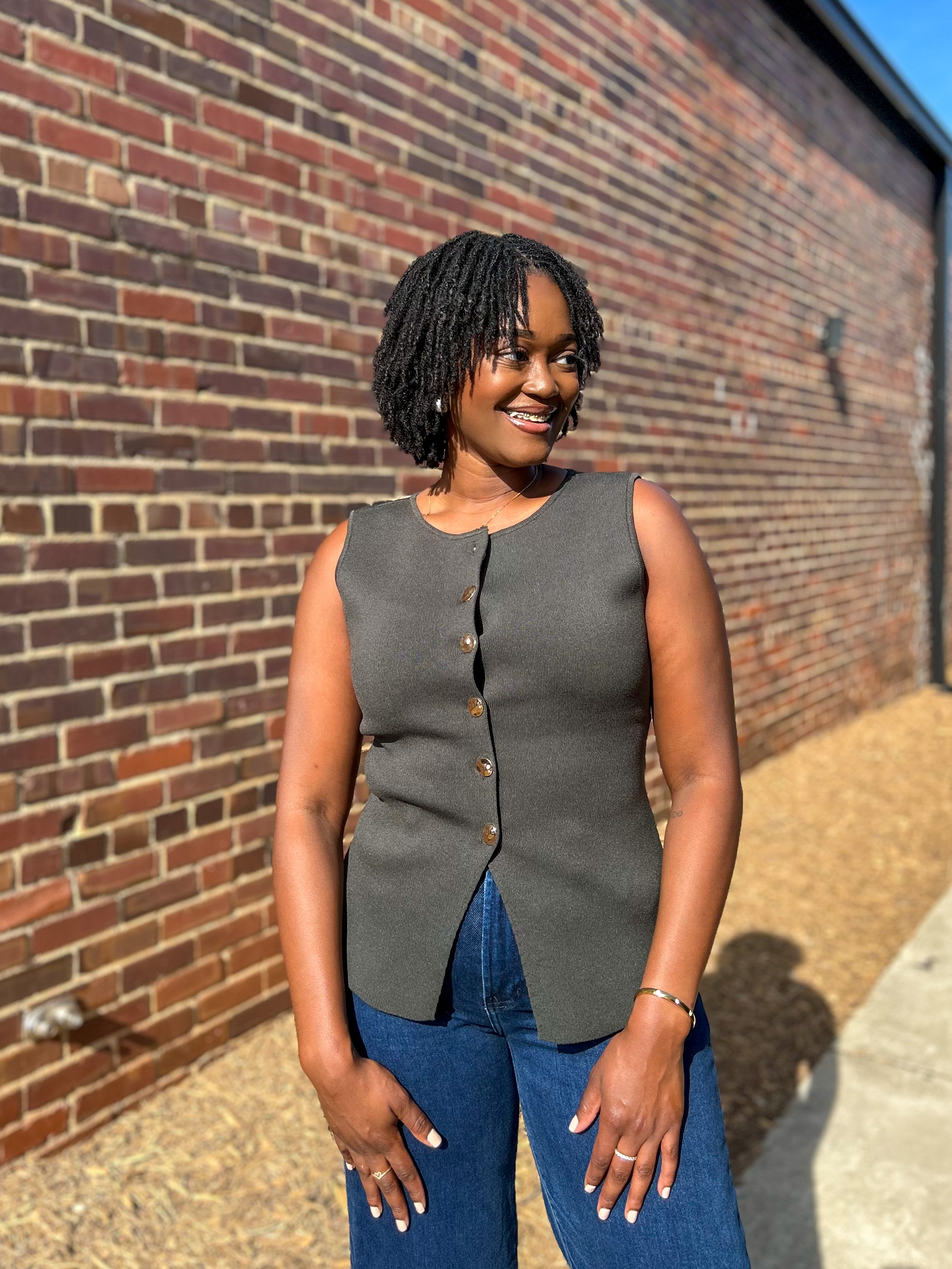 Grateful Sweater Vest (Olive)